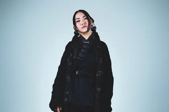 Instagram / yenleak, colorsxstudios