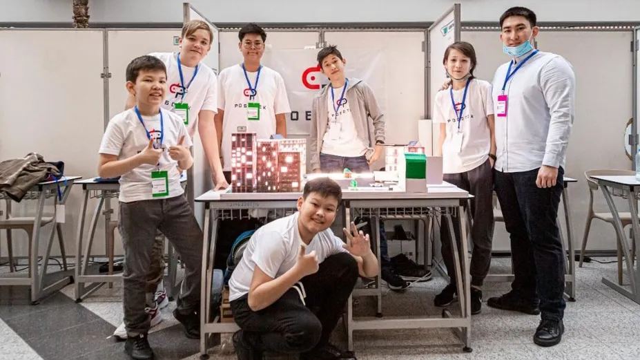 Qazaqstan Monitor: More Than 30 School Kids to Participate in U.S. Robotics Competition