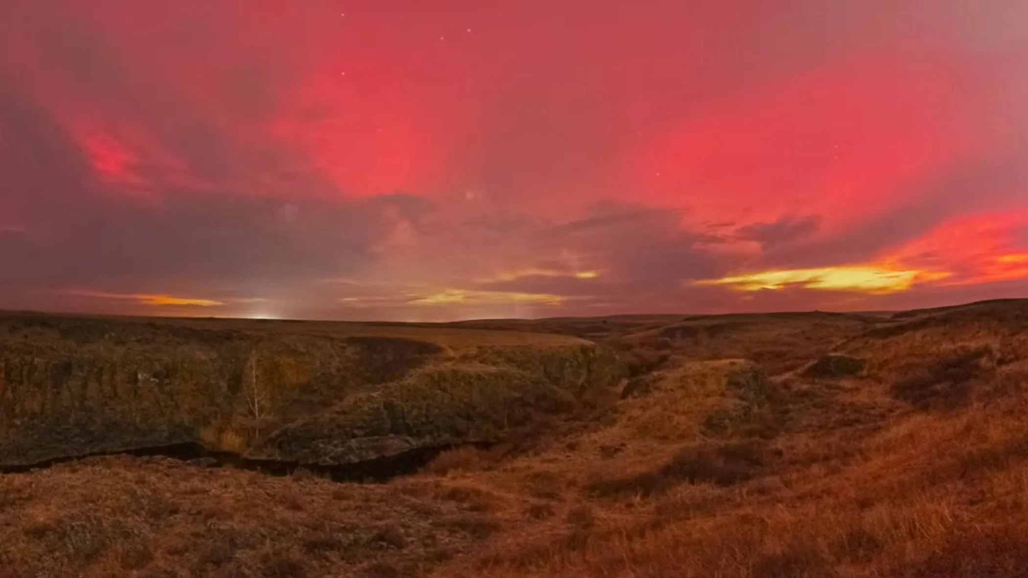 Северное сияние в степях Казахстана
