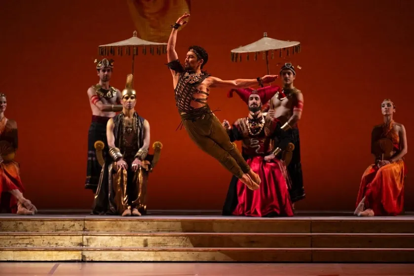 All photos: Astana Opera