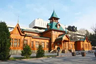 Музей народных музыкальных инструментов имени Ыхласа