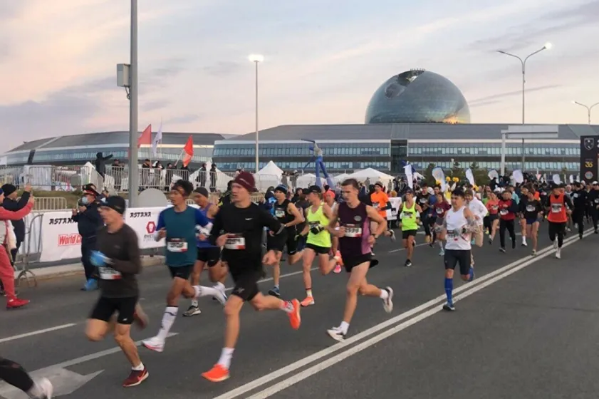 Qazaqstan Monitor: Faster than Lightning: Astana Marathon Gathers 3,000 Runners Across Kazakhstan