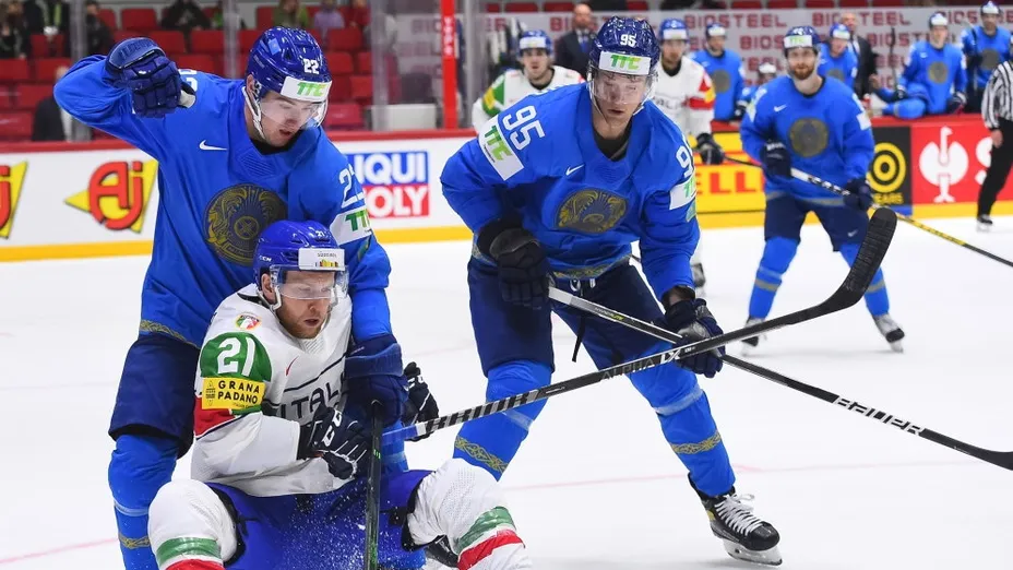 ANDREA CARDIN / HHOF-IIHF IMAGES