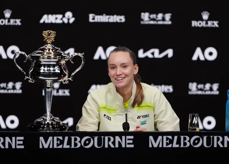 instagram.com/lenarybakina