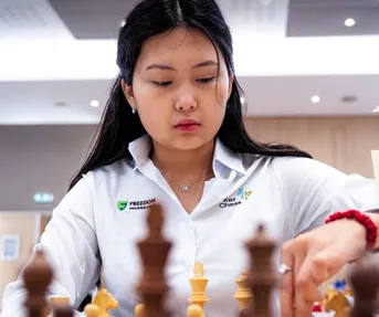 Instragram Бибисары Асаубаевой 