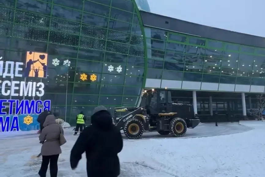 Instagram/nqz_airport